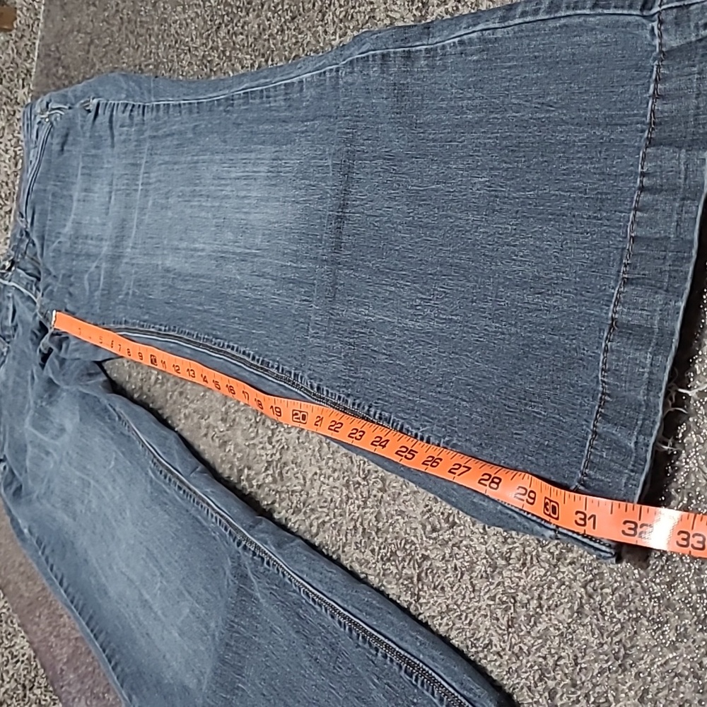 White House/ Black Market Blanc Low/mid-rise Trouser Leg Jeans Size 4R - Picture 8 of 12